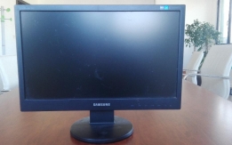 ASSEGNATO- Monitor 19" Samsung 943SN cod 02